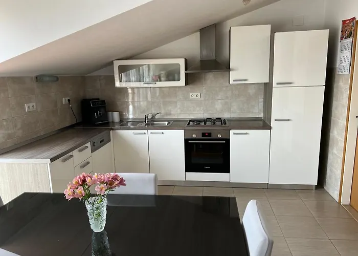 Luxury Iris Apartamento *