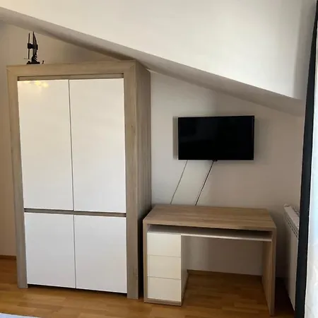 Luxury Iris Хвар